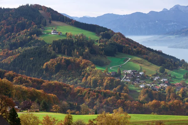 Ráno Horách Krásná Krajina Krásná Vesnice Horách Slunci — Stock fotografie