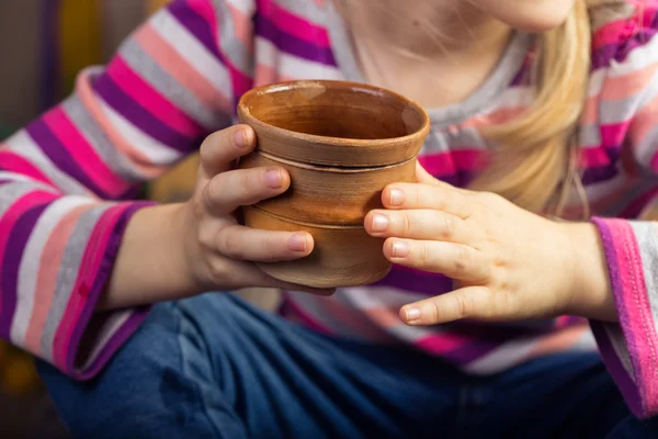 Tazza di argilla — Foto Stock