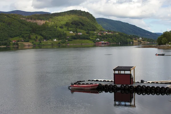 Pier na fjord — Stock fotografie