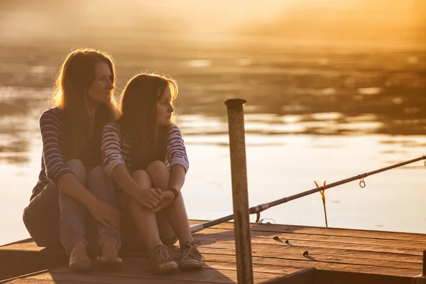 Mamá con hija —  Fotos de Stock