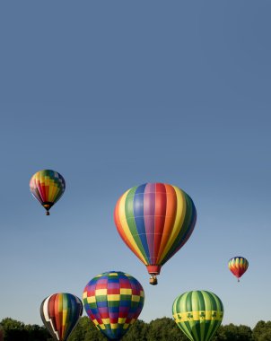 Artan veya bir balon festivalinde başlatılması sıcak hava balonu