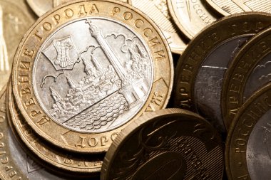 Rus metal paralar on ruble