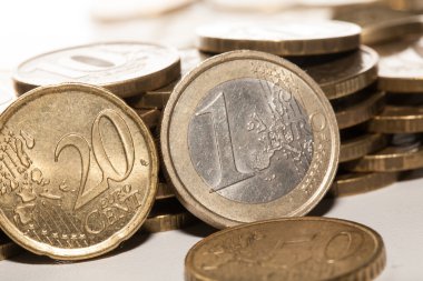 Farklı ülkelerin sikkeleri