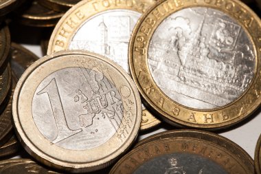 Farklı ülkelerin sikkeleri