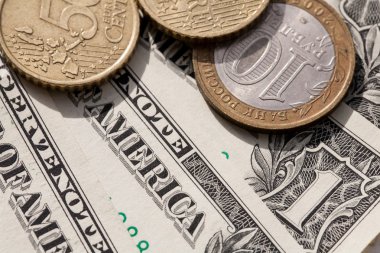 Euro sikke ve Amerikan Doları zemin karşı Rublesi