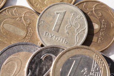 Ruble ve euro para
