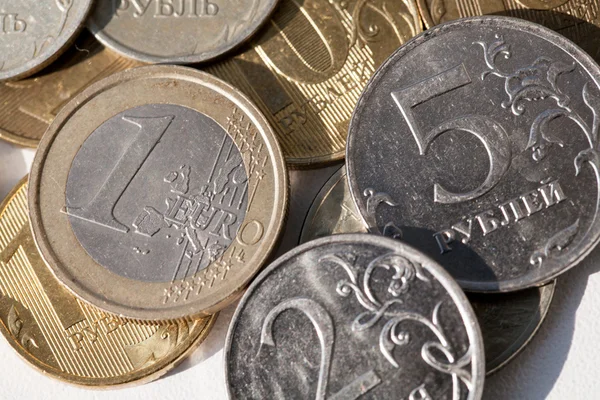 Ruble ve euro para — Stok fotoğraf