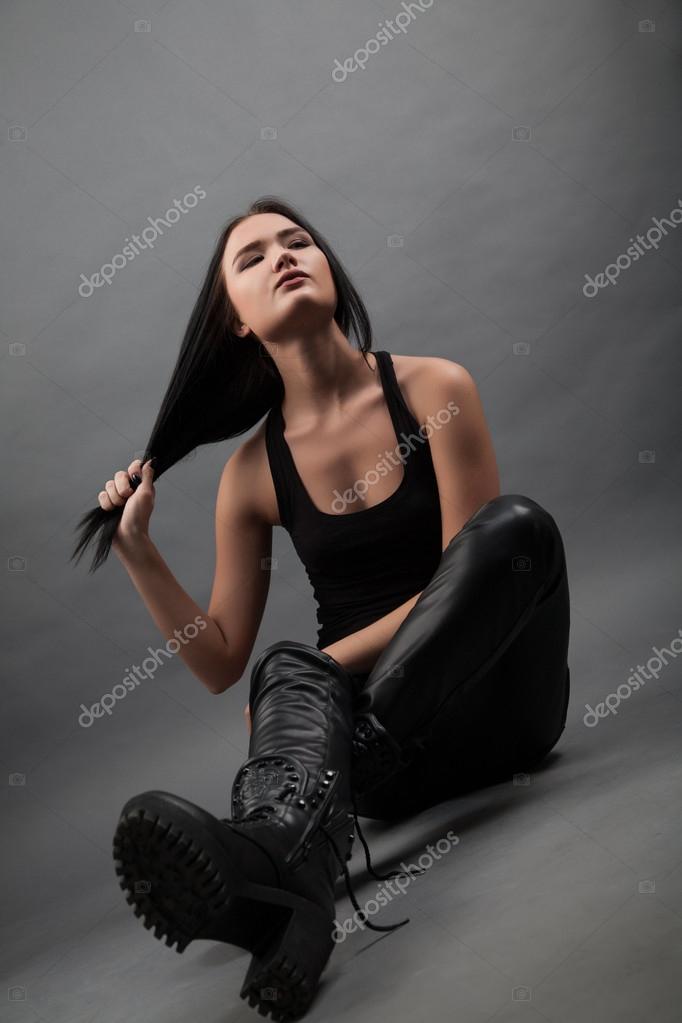 girls with leather pants