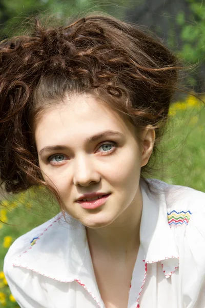 Portrait of a young girl — Stock Photo, Image