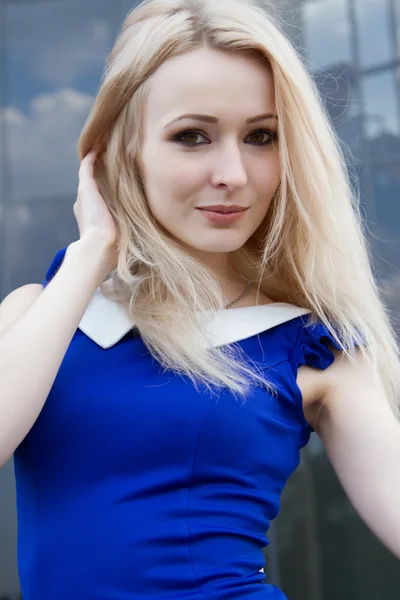 Portrait of a beautiful young blonde — Stock Photo, Image
