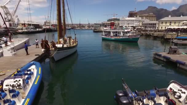 Victoria y Alfred Waterfront - Ciudad del Cabo — Vídeos de Stock