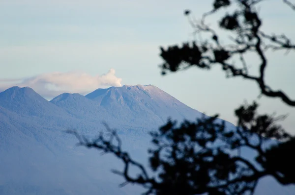 Вулкан Бромо в Индонезии — стоковое фото