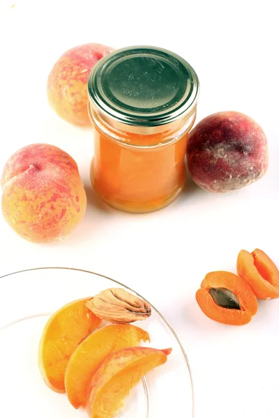 Peach and apricots — Stock Photo, Image