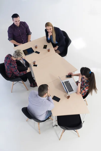 Luchtfoto van mensen bedrijfsgroep op vergadering — Stockfoto