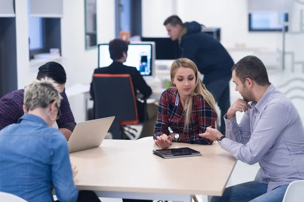 Startup business team on meeting at modern office — Stock Photo, Image