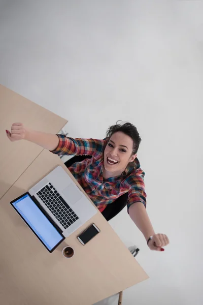 Top view of young business woman working on laptop — Stock Photo, Image