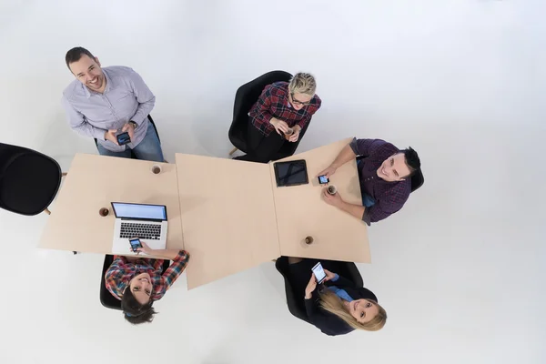 Luchtfoto van mensen bedrijfsgroep op vergadering — Stockfoto