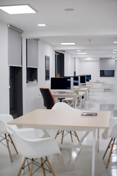 Empty  startup office interior — Stock Photo, Image