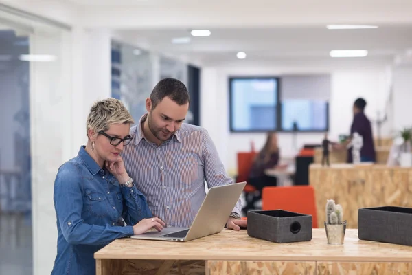 Startup Business Team Meeting Modern Bright Office Interior Brainstorming Εργασία — Φωτογραφία Αρχείου