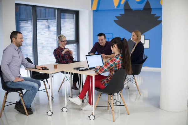 Startup equipo de negocios en la reunión —  Fotos de Stock