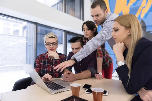 Startup Business Team Meeting Modern Bright Office Interior Brastorming Praca — Zdjęcie stockowe