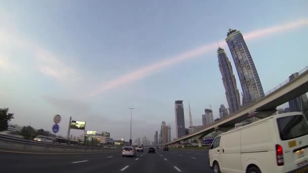 Dubai city street udsigt fra bil – Stock-video