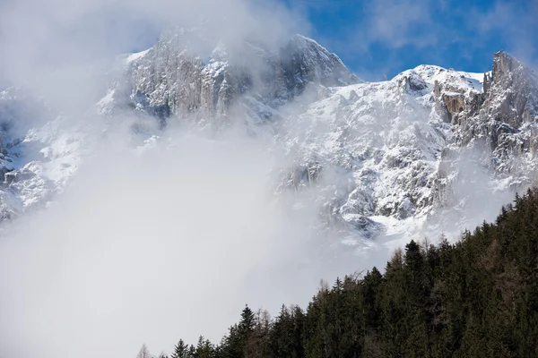 フランスアルプスの山の風景 — ストック写真