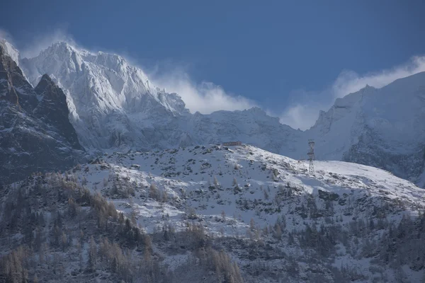 Alpes franceses paisagem de montanha — Fotografia de Stock