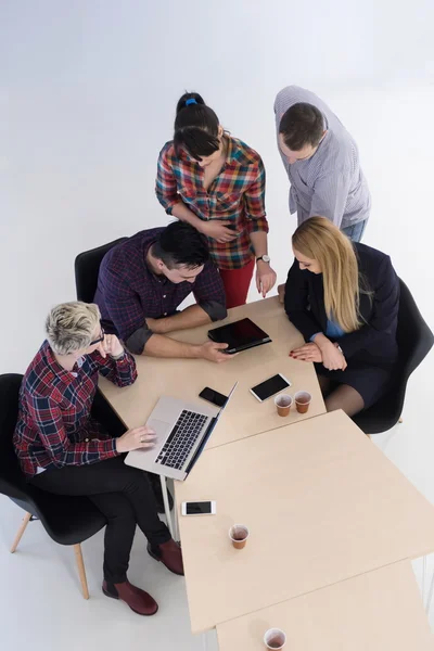 Luchtfoto van mensen bedrijfsgroep op vergadering — Stockfoto