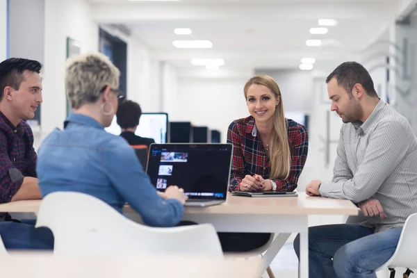 Startup business team on meeting at modern office — Stock Photo, Image