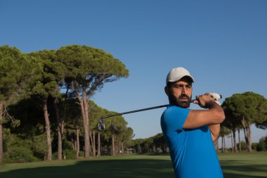 golf oyuncu atış isabet