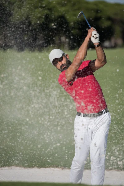 Golfozó ütő egy lövés homok bunker — Stock Fotó