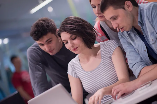 Studenter grupp studie — Stockfoto