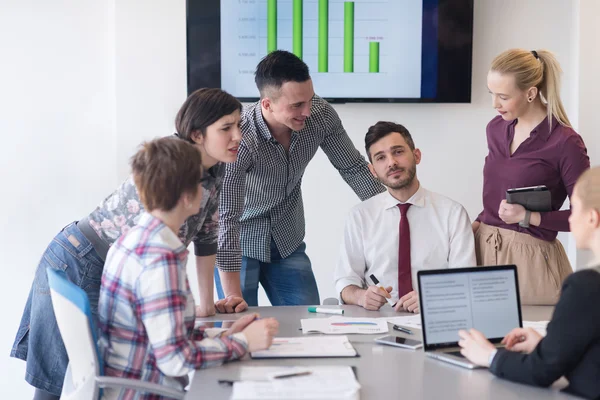 Young business people group on meeting at modern office — Stock Photo, Image