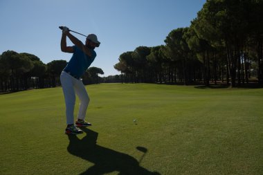 golf oyuncu atış isabet