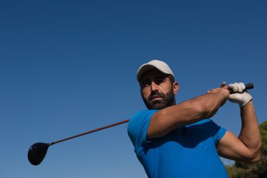 golf oyuncu atış isabet
