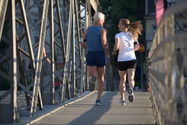 sağlıklı olgun çift 