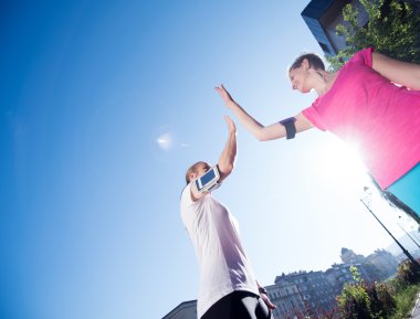 tebrik ve sabah egzersiz bitirmek mutlu