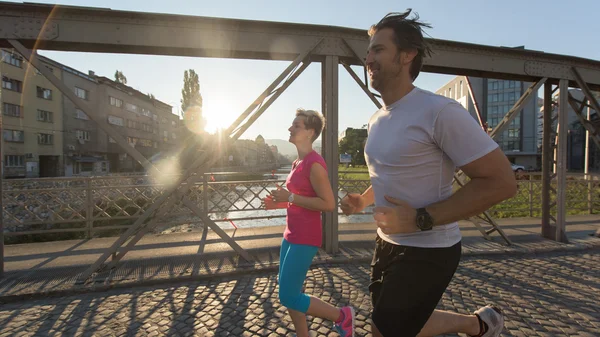 Zdrowe Dojrzałe para jogging — Zdjęcie stockowe