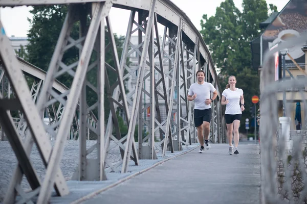 Couple sain jogging — Photo