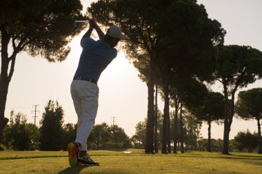 golf oyuncu atış isabet