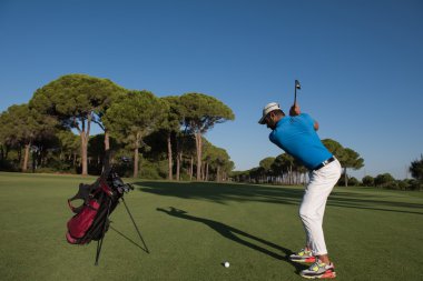 golf oyuncu atış isabet