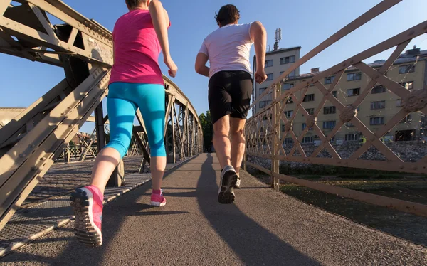 Healty ζευγάρι τζόκινγκ — Φωτογραφία Αρχείου