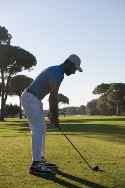 golf oyuncu atış isabet