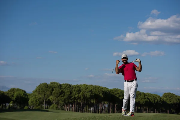 Golf oyuncu isabet uzun atış — Stok fotoğraf