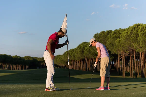 Een man golf instructies — Stockfoto