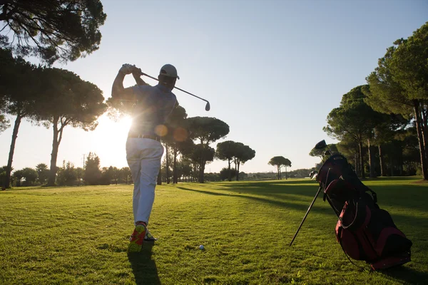 Muž golf instrukce — Stock fotografie