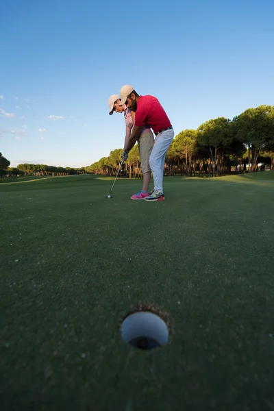 Um homem instruções de golfe — Fotografia de Stock