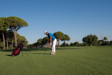 golf oyuncu atış isabet