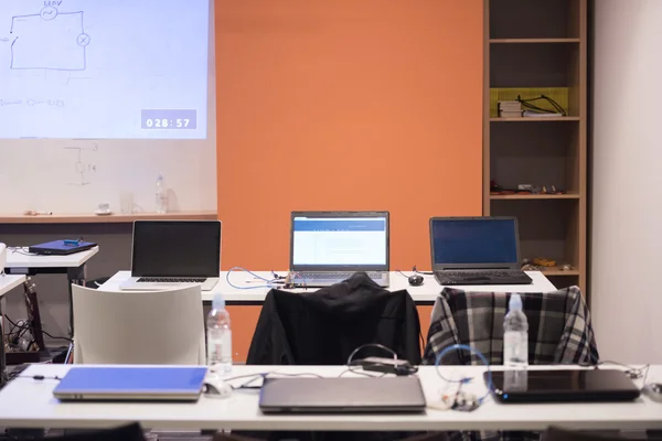 Empty IT classroom — Stock Photo, Image